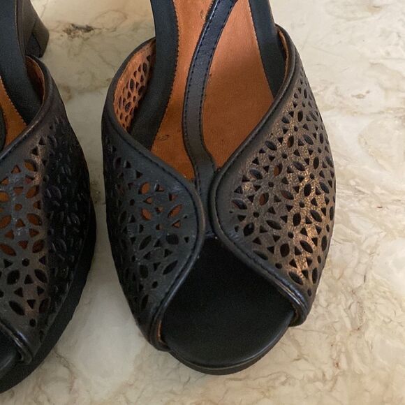 Gentle Souls Leather Peep Toe Wedge Sandals - Picture 9 of 16